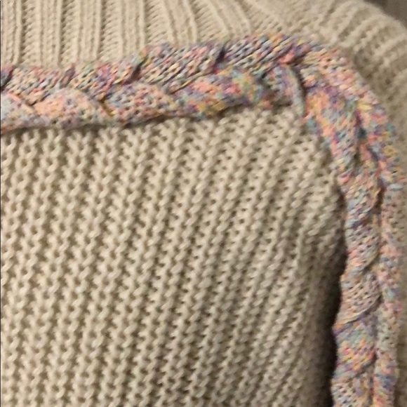 NWT WILDFOX SWEATER L - Picture 4 of 13